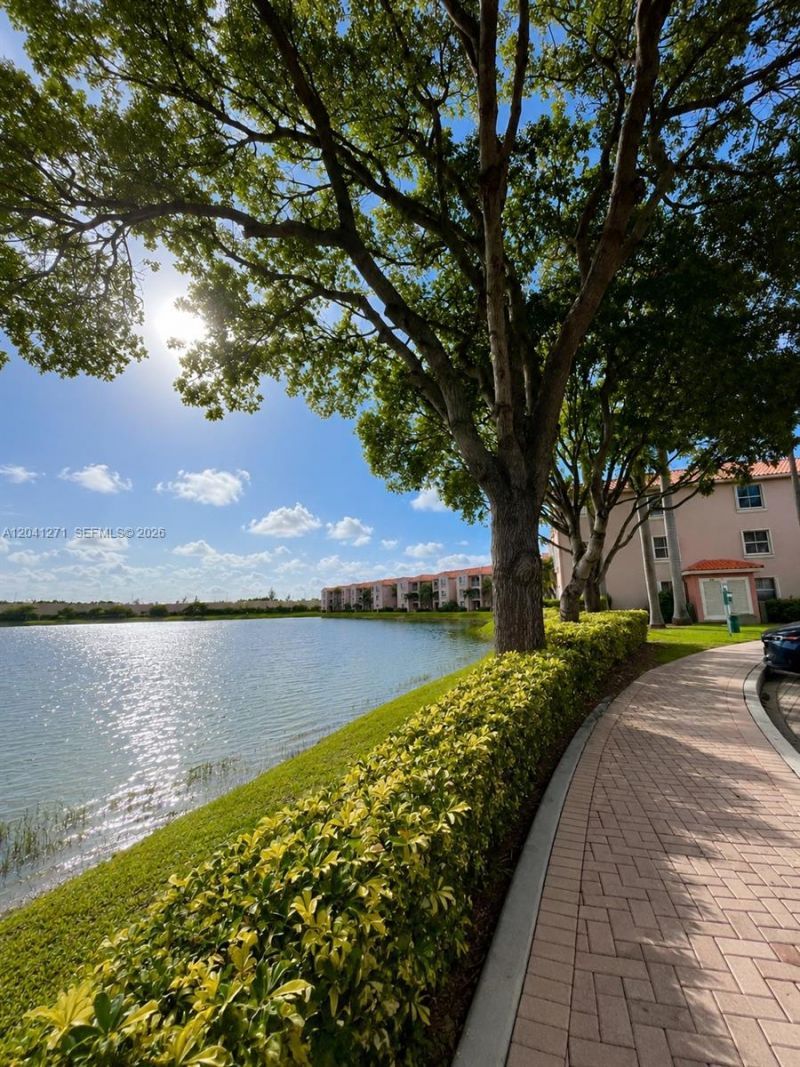 6670 NW 114th Ave , Unit 603, Doral, FL 33178 Photo