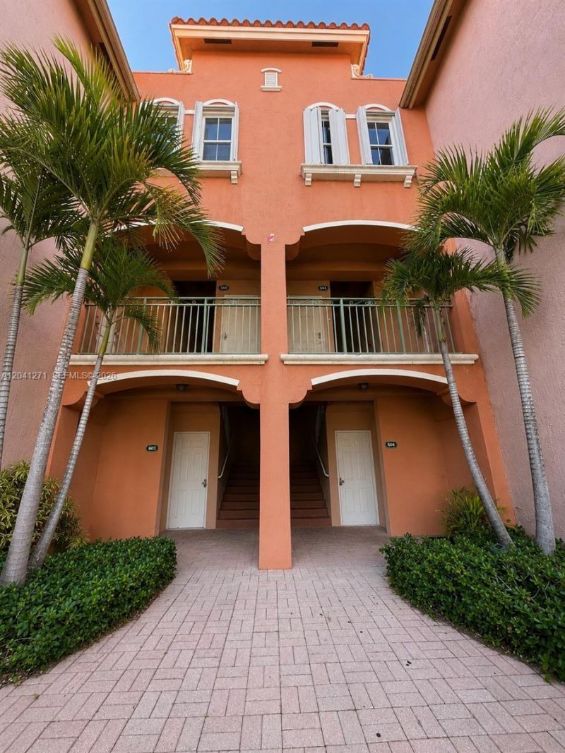 6670 NW 114th Ave , Unit 603, Doral, FL 33178 Photo