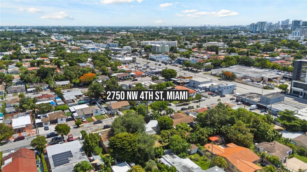 2750 NW 4th St, Miami, FL 33125 Photo