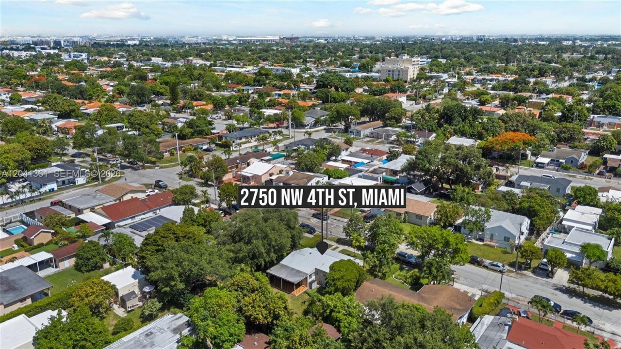 2750 NW 4th St, Miami, FL 33125 Photo