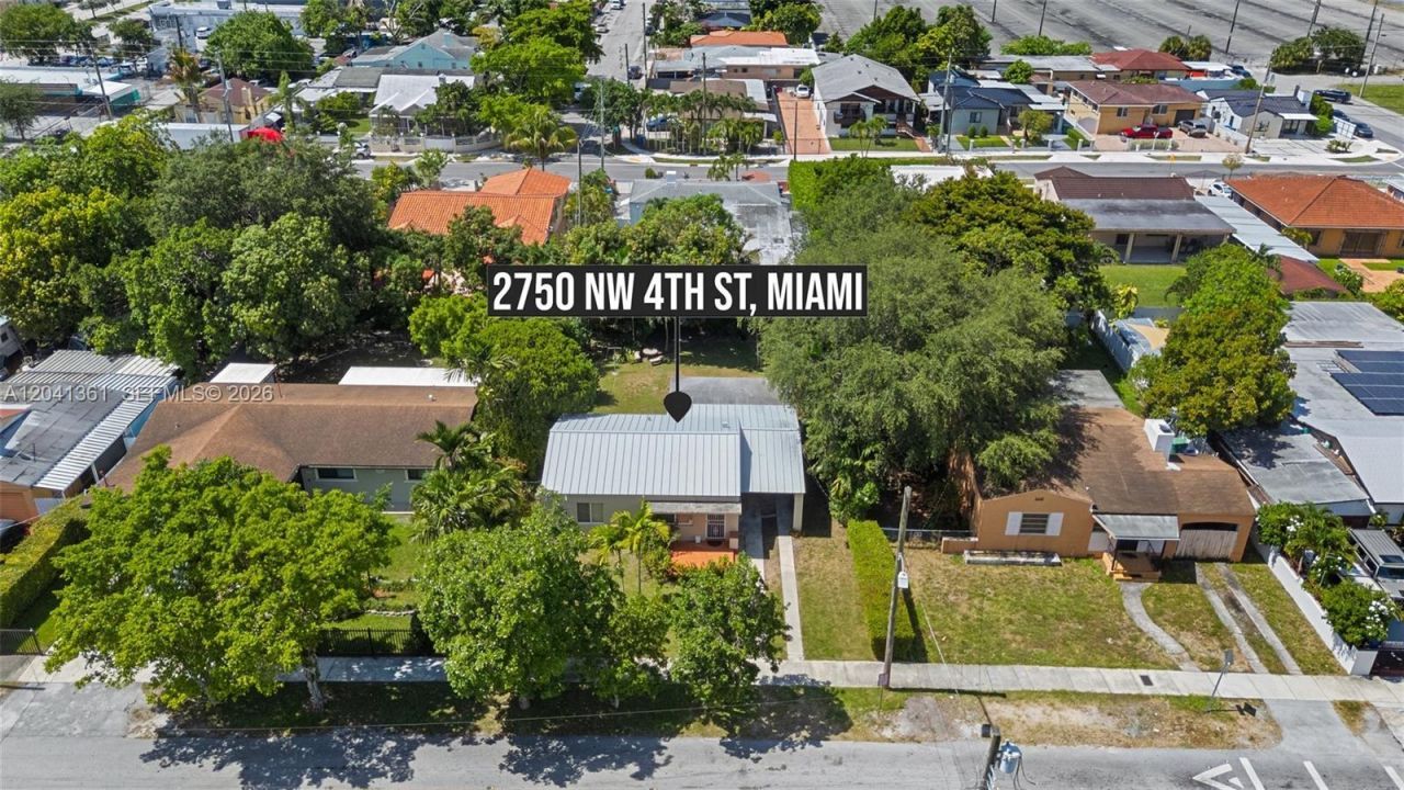 2750 NW 4th St, Miami, FL 33125 Photo