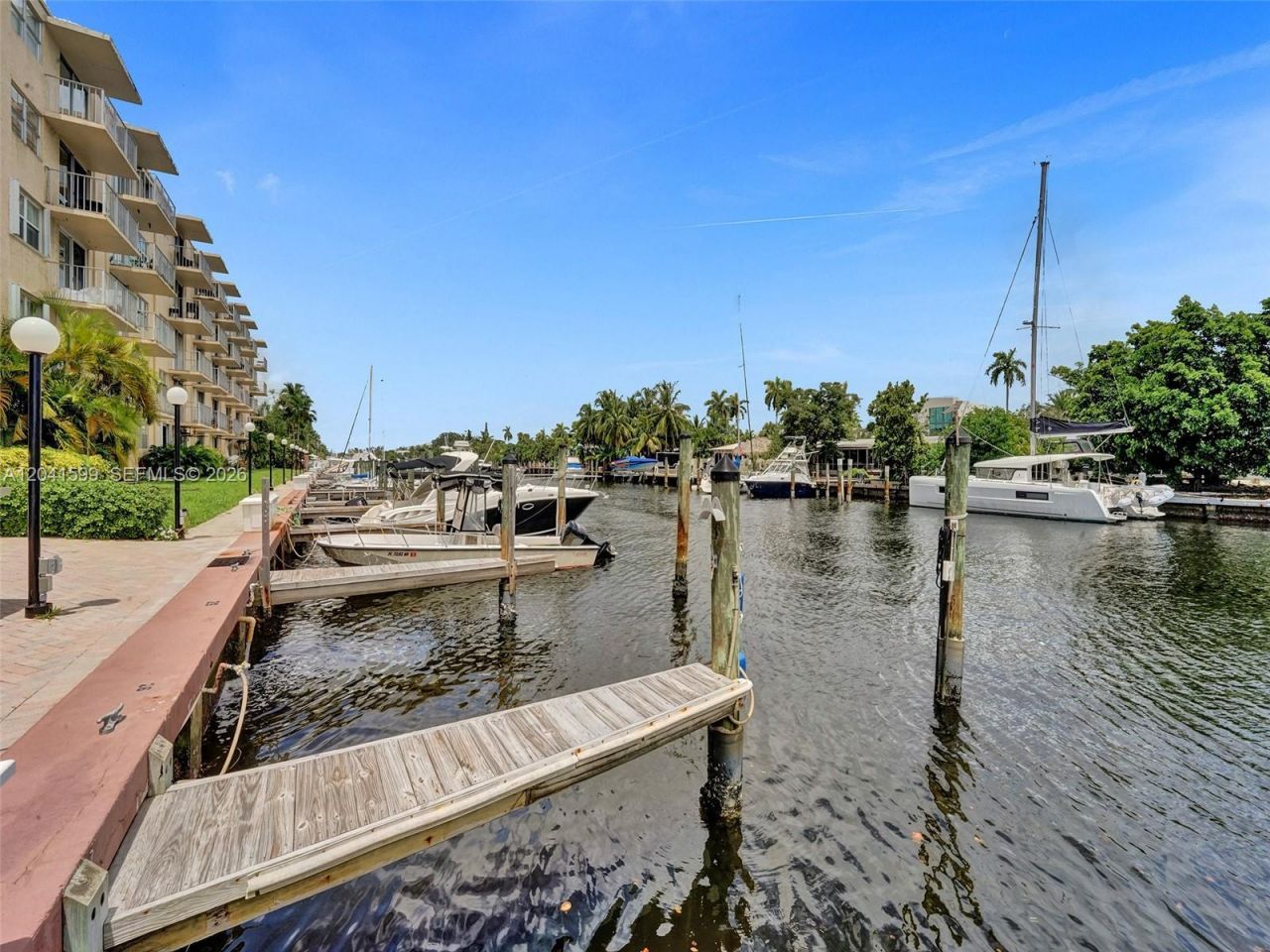 1777 SE 15th St, Unit 407, Fort Lauderdale, FL 33316 Photo
