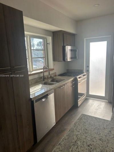 1785 Calais Dr , Unit 5, Miami Beach, FL 33141 Photo