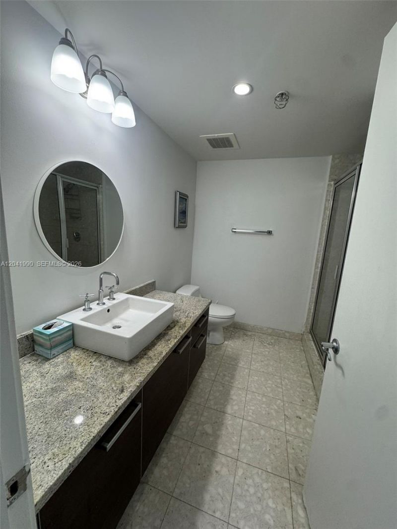 185 SW 7th St , Unit 3200, Miami, FL 33130 Photo
