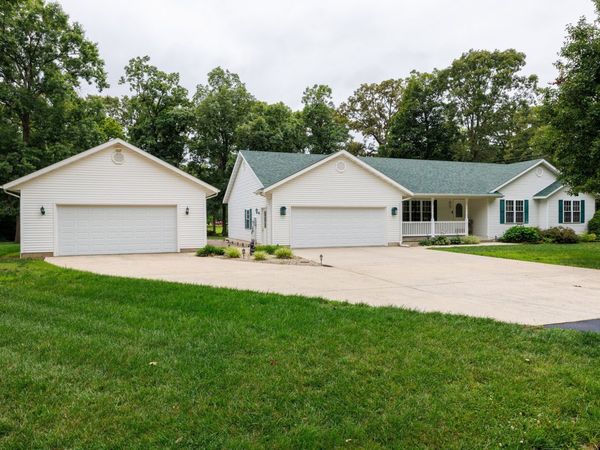 3608 Andrews Court , Salem, IL 62881
