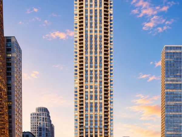 800 N Michigan Avenue , Unit 4703, Chicago, IL 60611