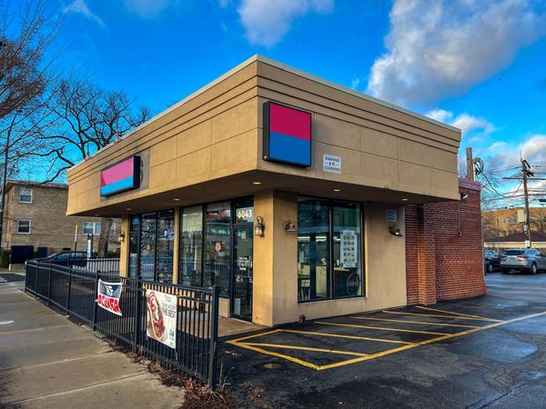 6045 N Cicero Avenue , Chicago, IL 60646