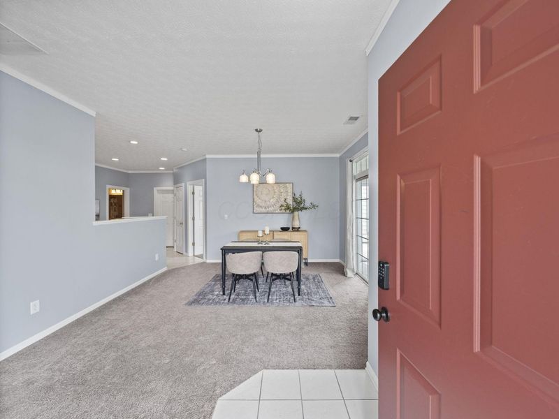 5939 Naughten Pond Drive, Columbus, OH 43213 Photo 10