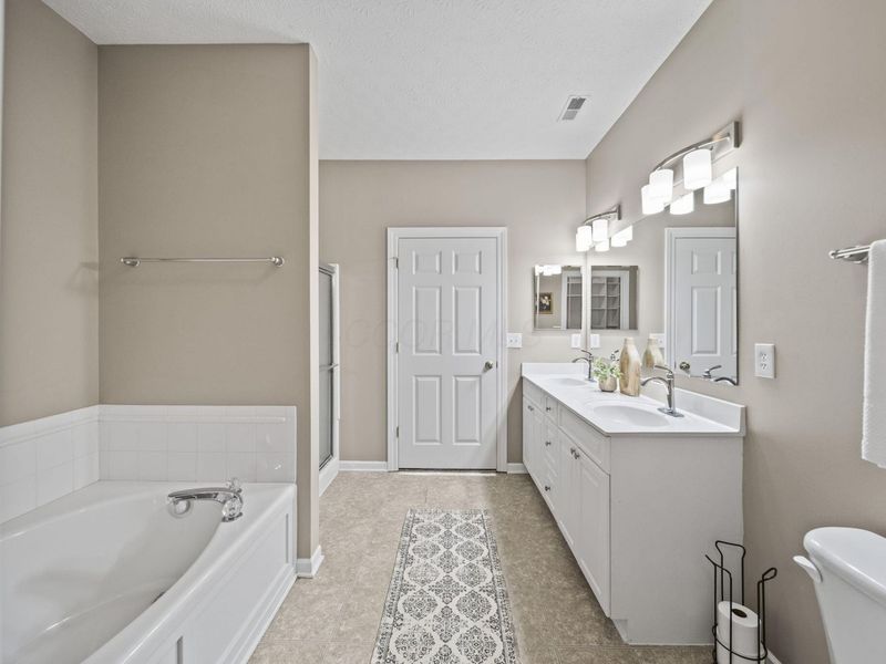 5939 Naughten Pond Drive, Columbus, OH 43213 Photo 36