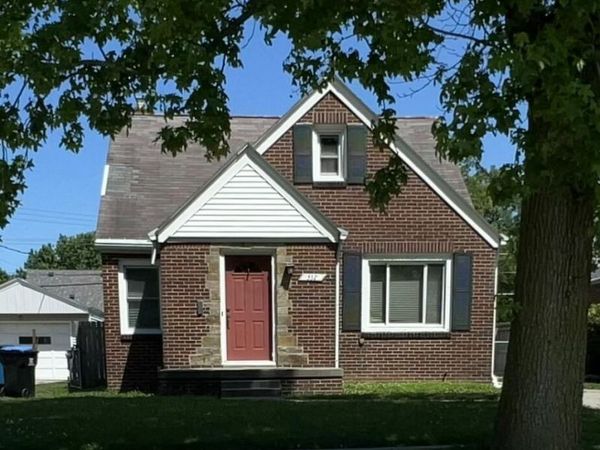 551 Ansonia Street, Oregon, OH 43616