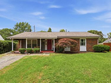 700 Dartmoor Court, Lexington, KY 40505