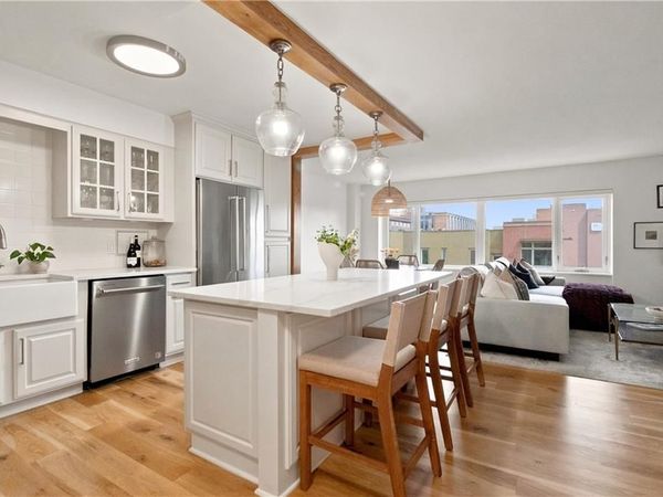 4545 Wornall Road, Unit 609, Kansas City, MO 64111