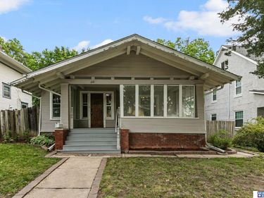 610 S 28th Street, Lincoln, NE 68510
