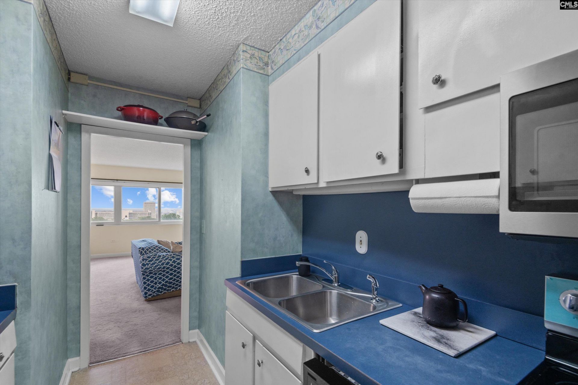 1520 Senate Street Photo 11