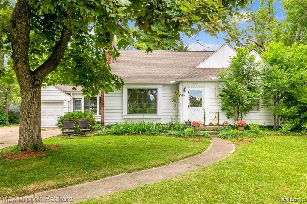 2784 Chadwick Drive, Waterford Township, MI 48328 Main Photo