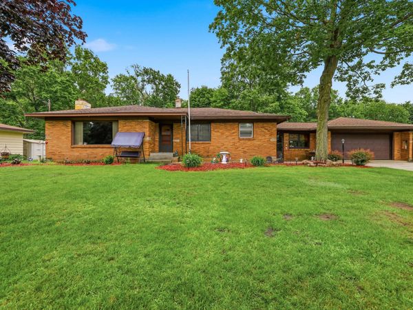 736 Lillian Street, Holland, MI 49424