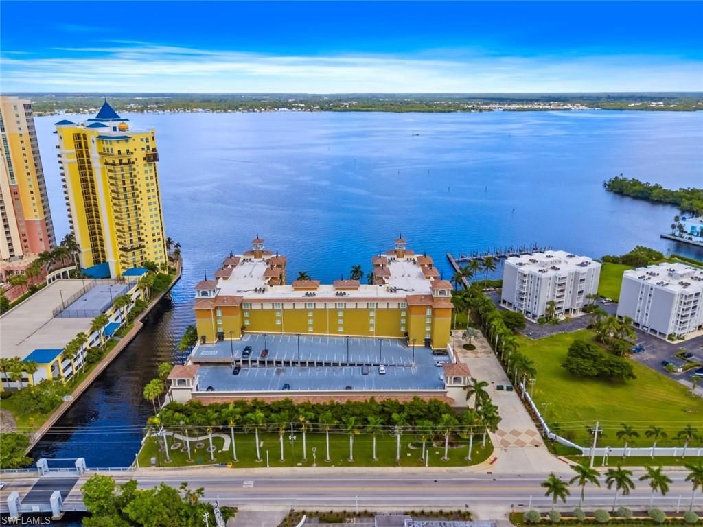 2825 Palm Beach Blvd , Unit 203, Fort Myers, FL 33916 Photo