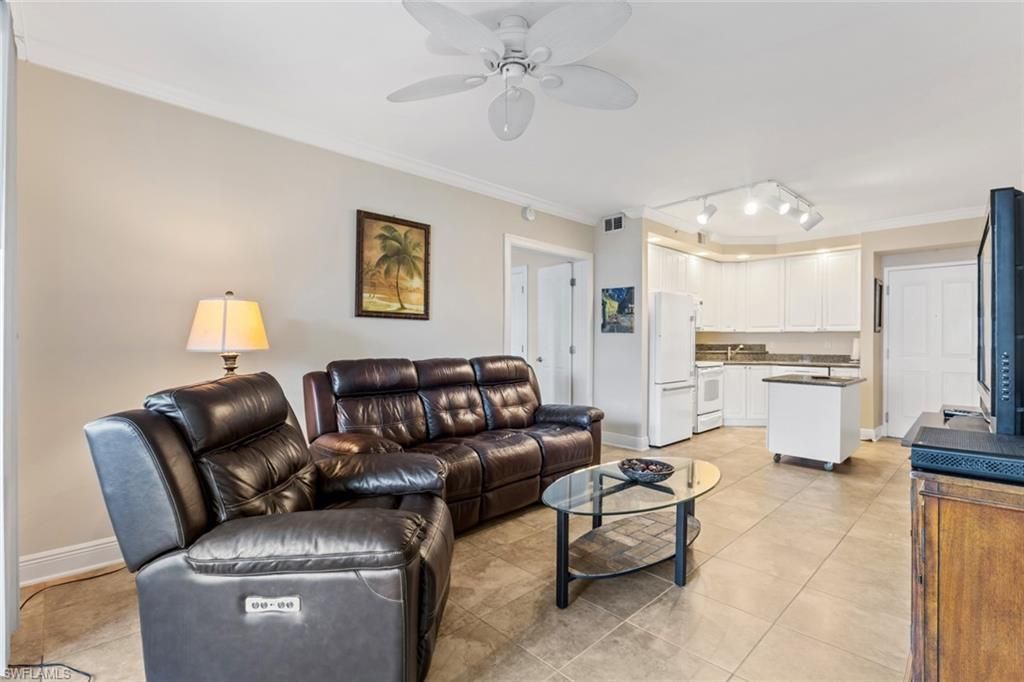 2825 Palm Beach Blvd , Unit 203, Fort Myers, FL 33916 Photo