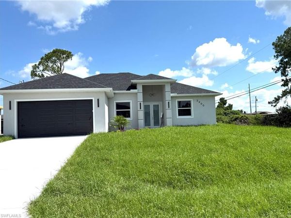2900 2nd ST SW, LEHIGH ACRES, FL 33976