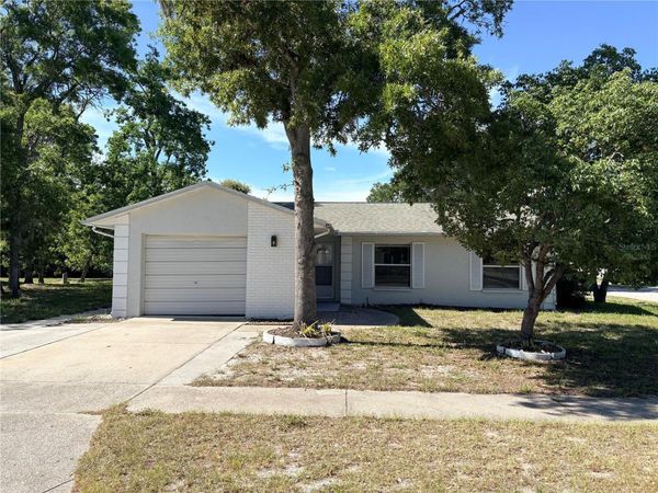 8907 WAYWARD CIRCLE , HUDSON, FL 34667