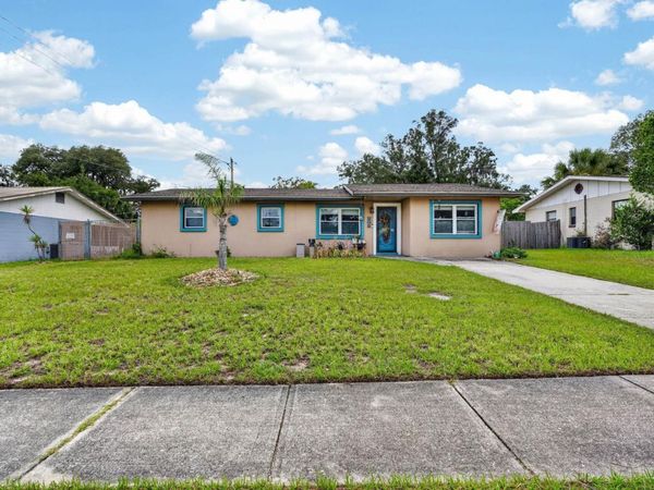 212 MIMOSA DRIVE , PALATKA, FL 32177
