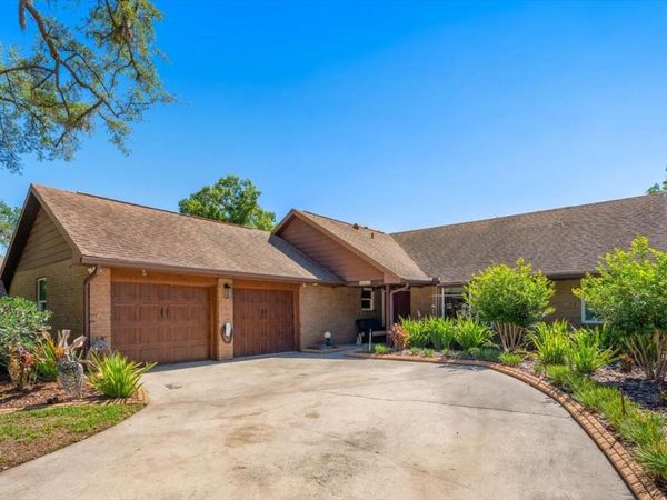 11311 LINBANKS PLACE , TAMPA, FL 33617