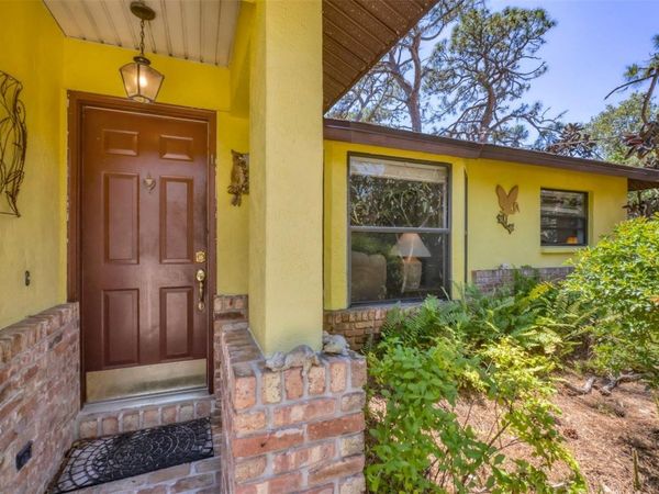 521 ARTISTS AVENUE , ENGLEWOOD, FL 34223