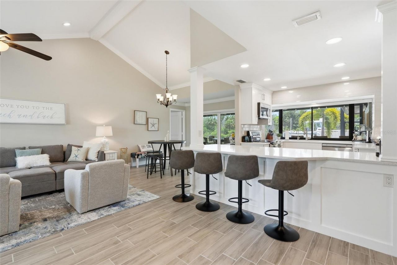 2218 Coral Point Drive, Cape Coral, FL 33990 Photo