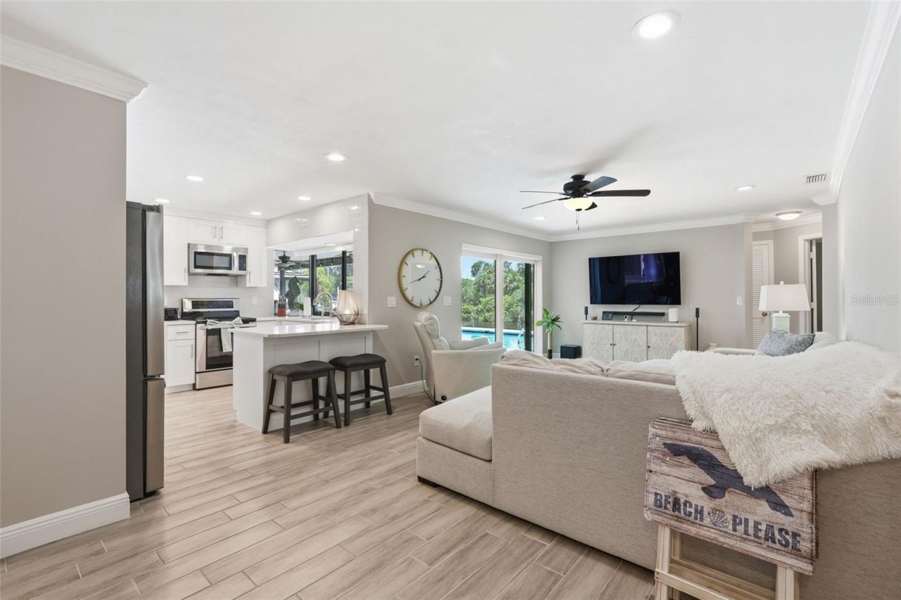 2218 Coral Point Drive, Cape Coral, FL 33990 Photo
