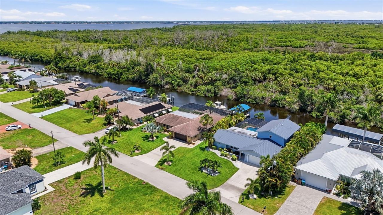 2218 Coral Point Drive, Cape Coral, FL 33990 Photo