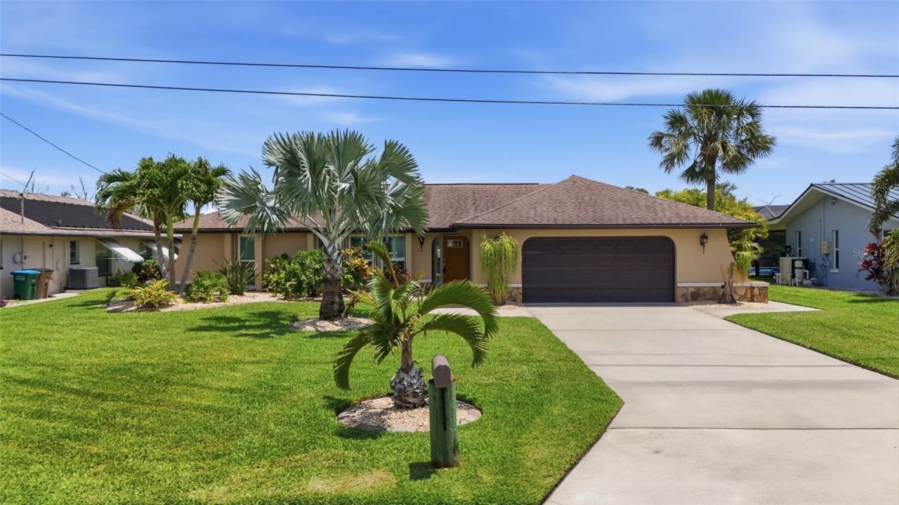 2218 Coral Point Drive, Cape Coral, FL 33990 Photo