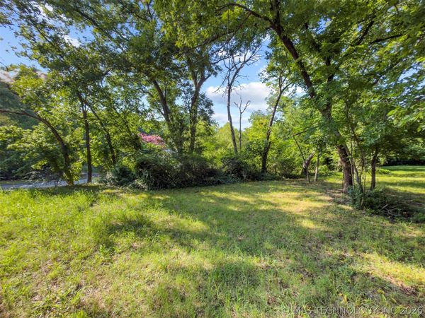 12 Colbert Street SE, Ardmore, OK 73401