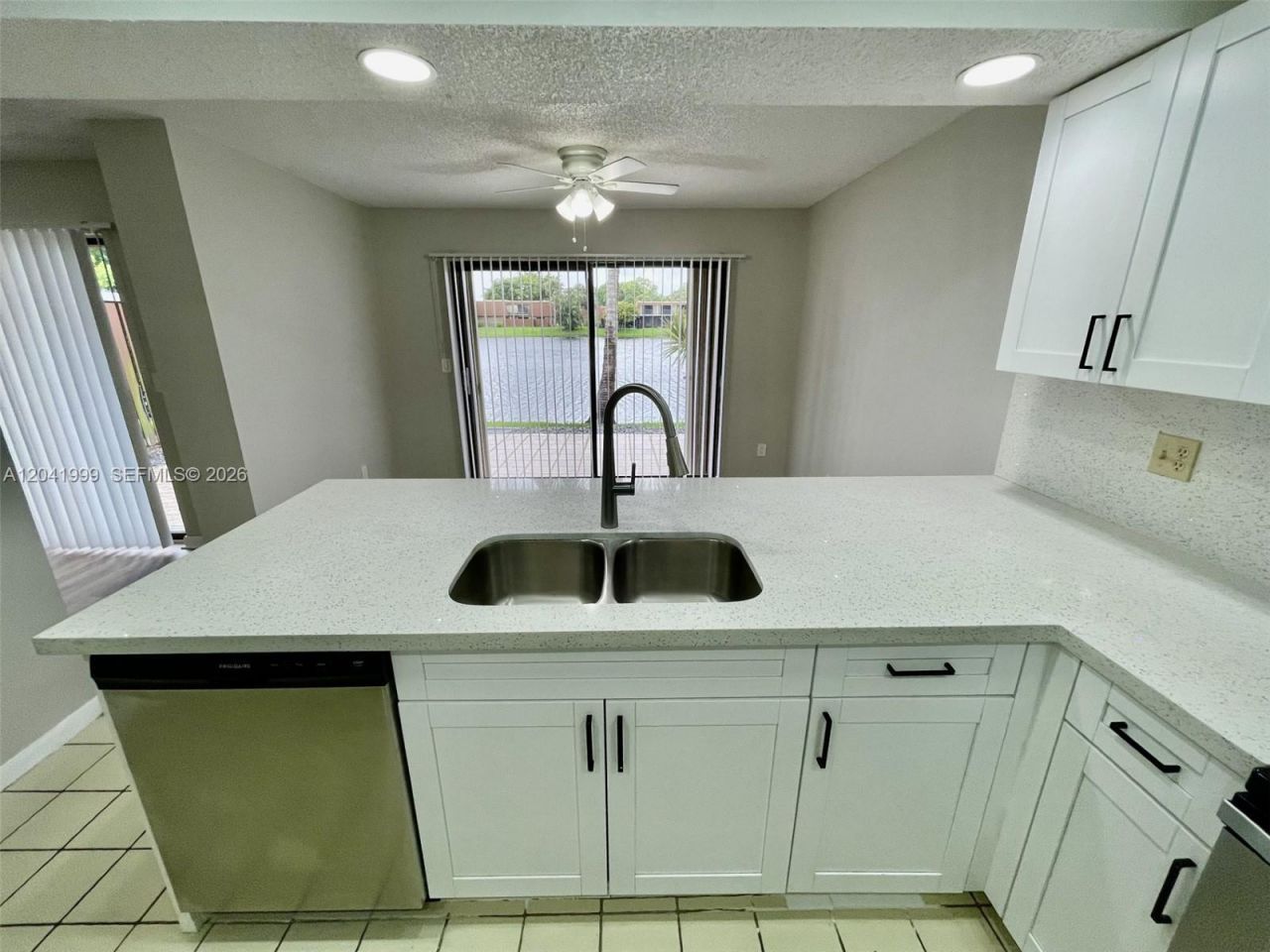11894 SW 12th Pl, Unit 11894, Davie, FL 33325 Photo