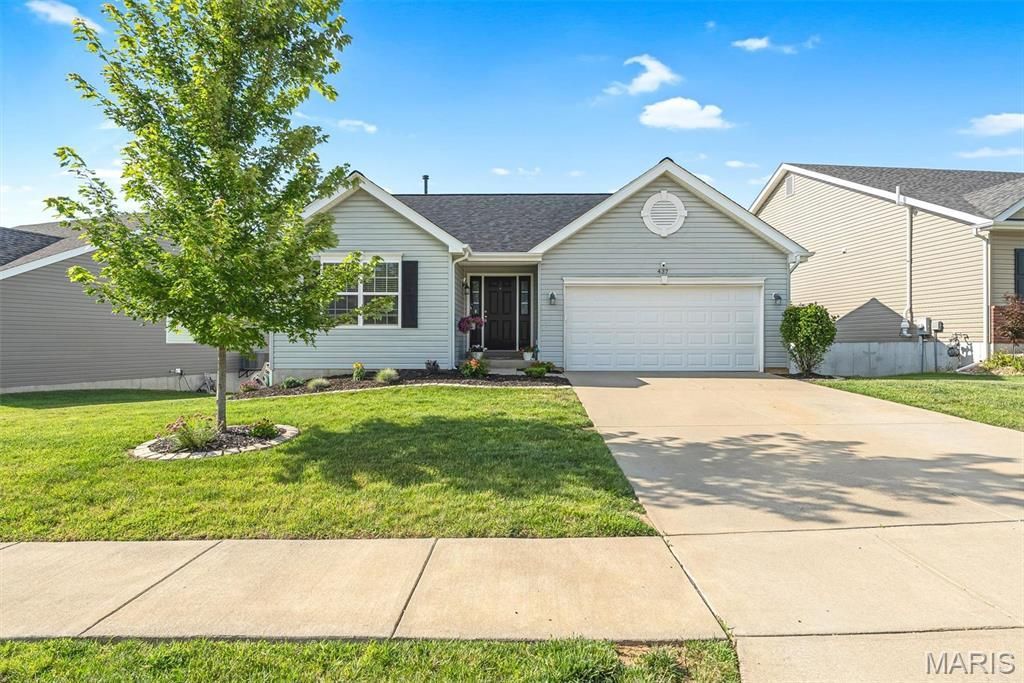 437 Dusty Brook Drive, O Fallon, MO 63366 Main Photo
