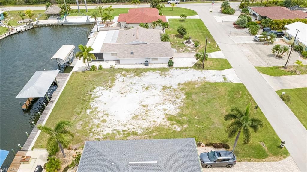 2469 Cherimoya Ln, Other, FL 33956 Photo