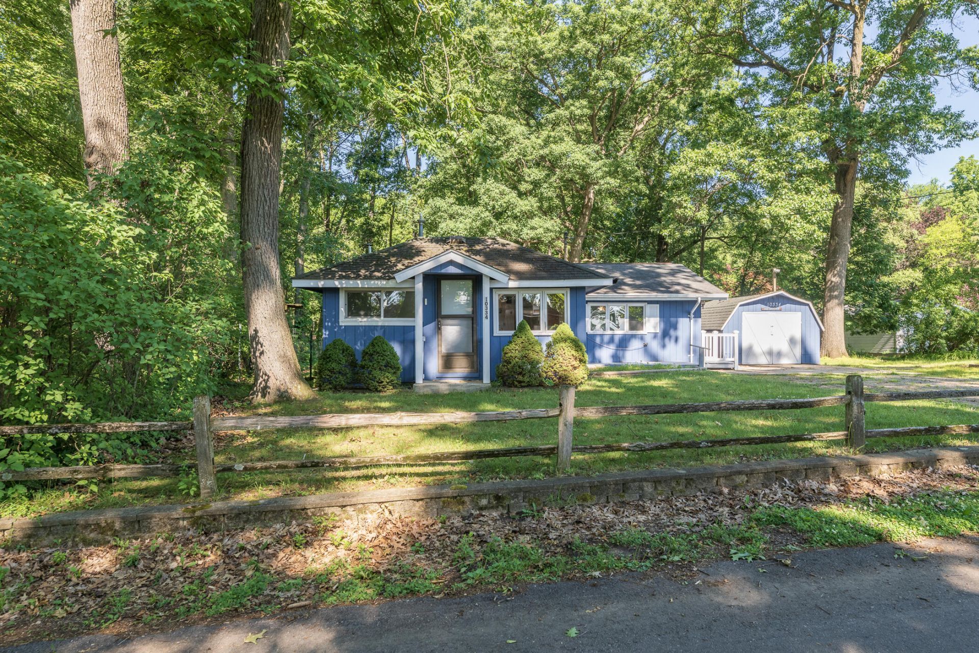 10334 Woodlawn Drive, Portage, MI 49002 Main Photo