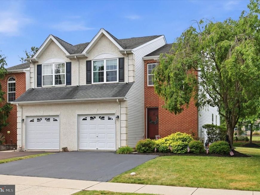 264 Hampshire Drive, Sellersville, PA 18960 Main Photo
