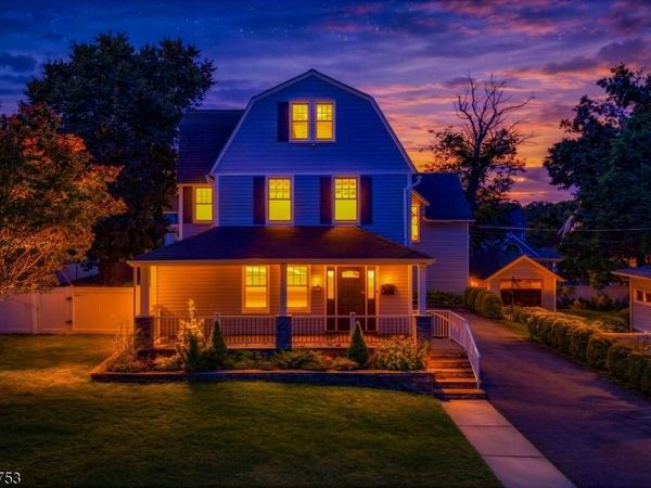 252 Passaic Ave, Hasbrouck Heights, NJ 07604