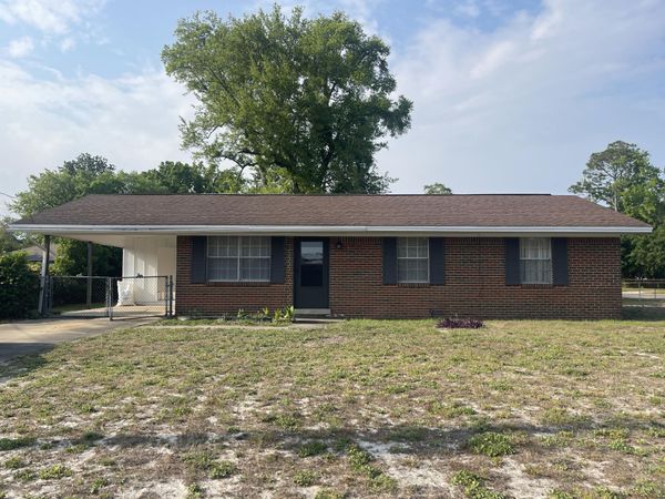 378 NW Oakland Circle, Fort Walton Beach, FL 32548