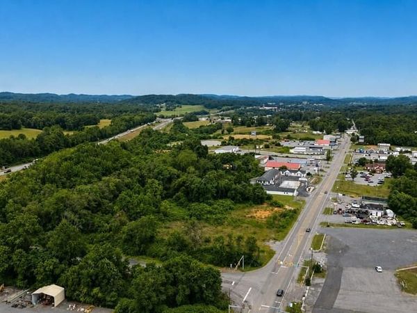 Tbd Lee Highway, Bristol, VA 24202