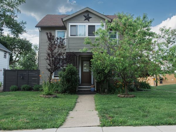 1348 Crosby Street , Rockford, IL 61107