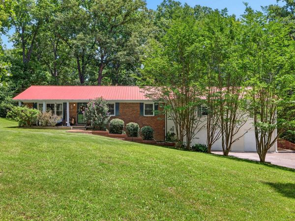 313 Valley View Rd , Dover, TN 37058