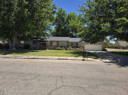 14 Willow Drive, Yerington, NV 89447 Photo