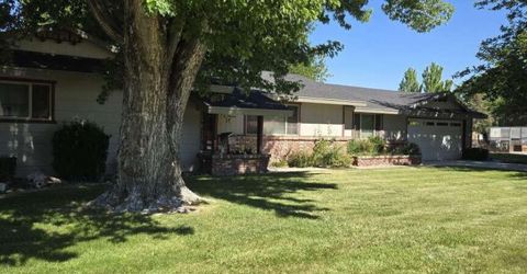 14 Willow Drive, Yerington, NV 89447 Photo