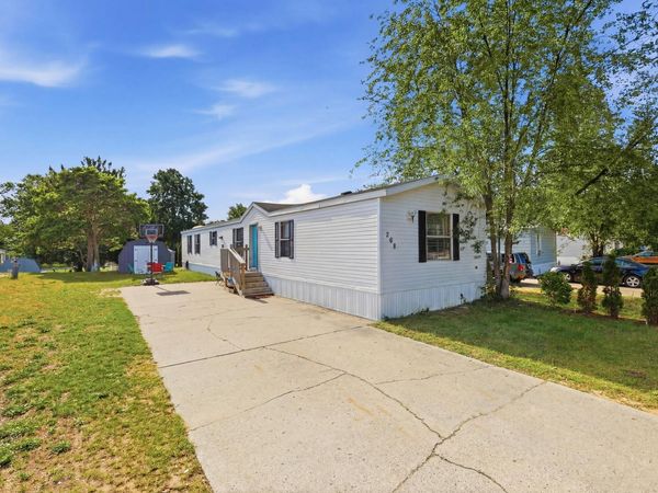 3611 Butternut Drive, Unit 268, Holland, MI 49424