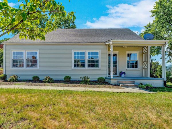 216 Valleydale AVE, Salem, VA 24153