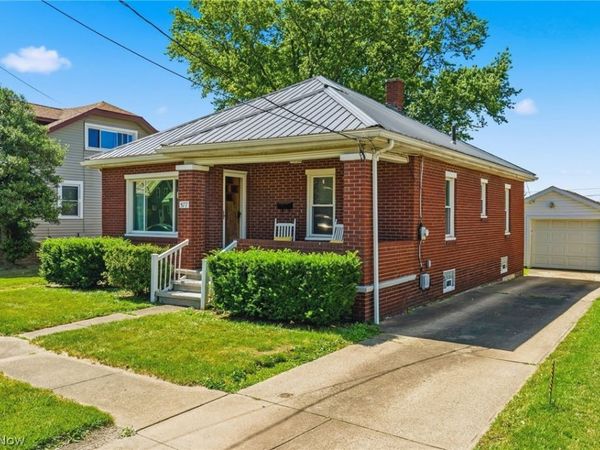 577 5th Street , Carrollton, OH 44615