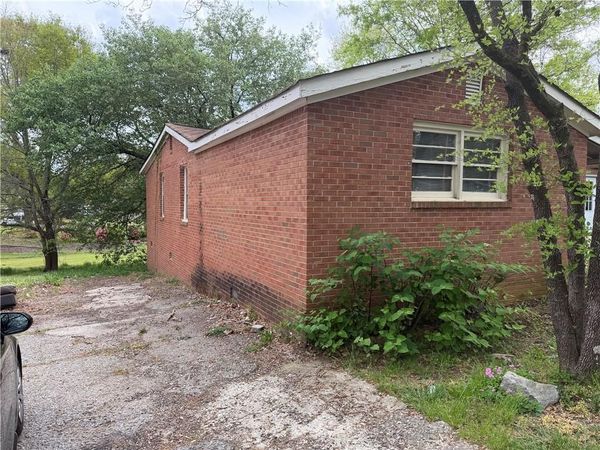 7076 Hammond Way , Lithonia, GA 30058