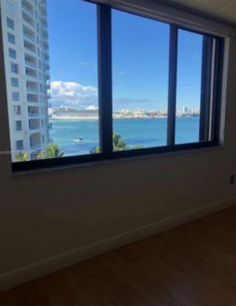 540 Brickell Key Dr , Unit 828, Miami, FL 33131 Photo