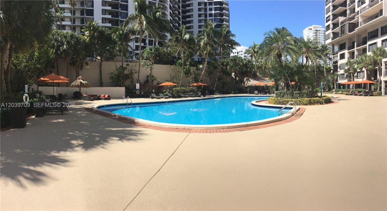 540 Brickell Key Dr , Unit 828, Miami, FL 33131 Photo